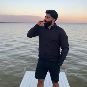 Meet your Posher, Ali